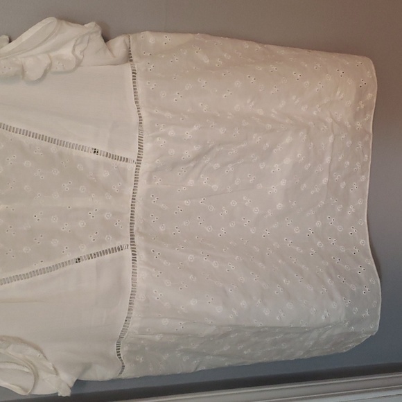 Top - Picture 2 of 4